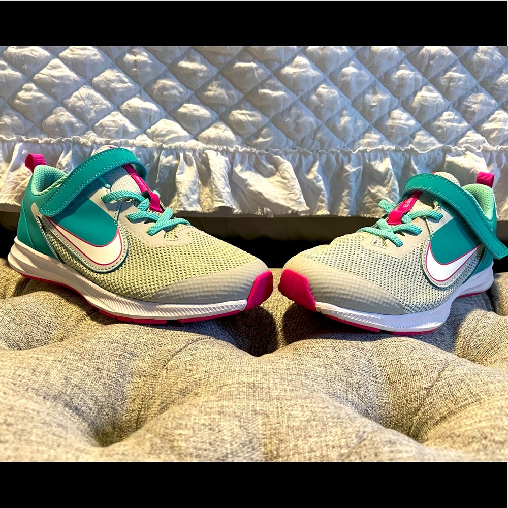 Nike DownShifter- Size 3Y